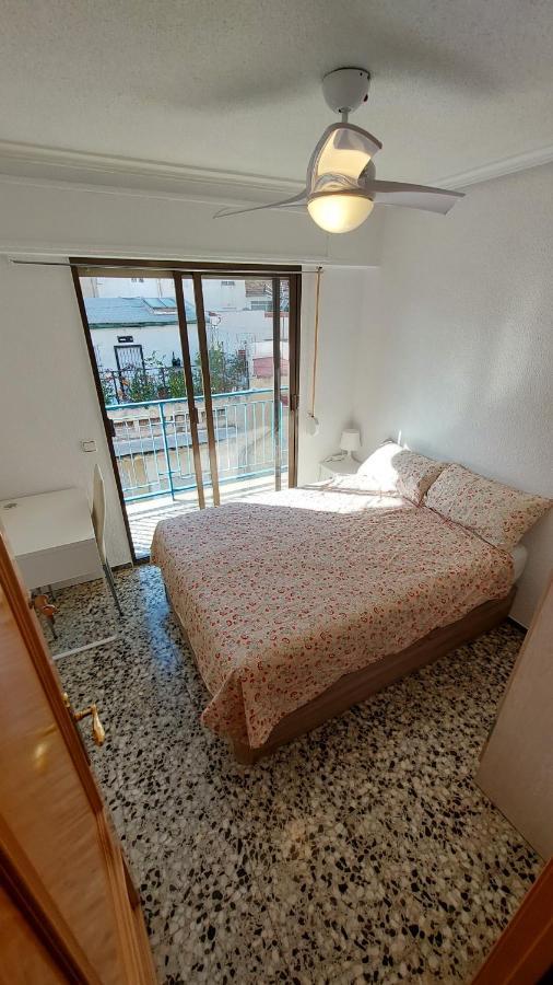 Central Accommodation Alicante Exterior photo