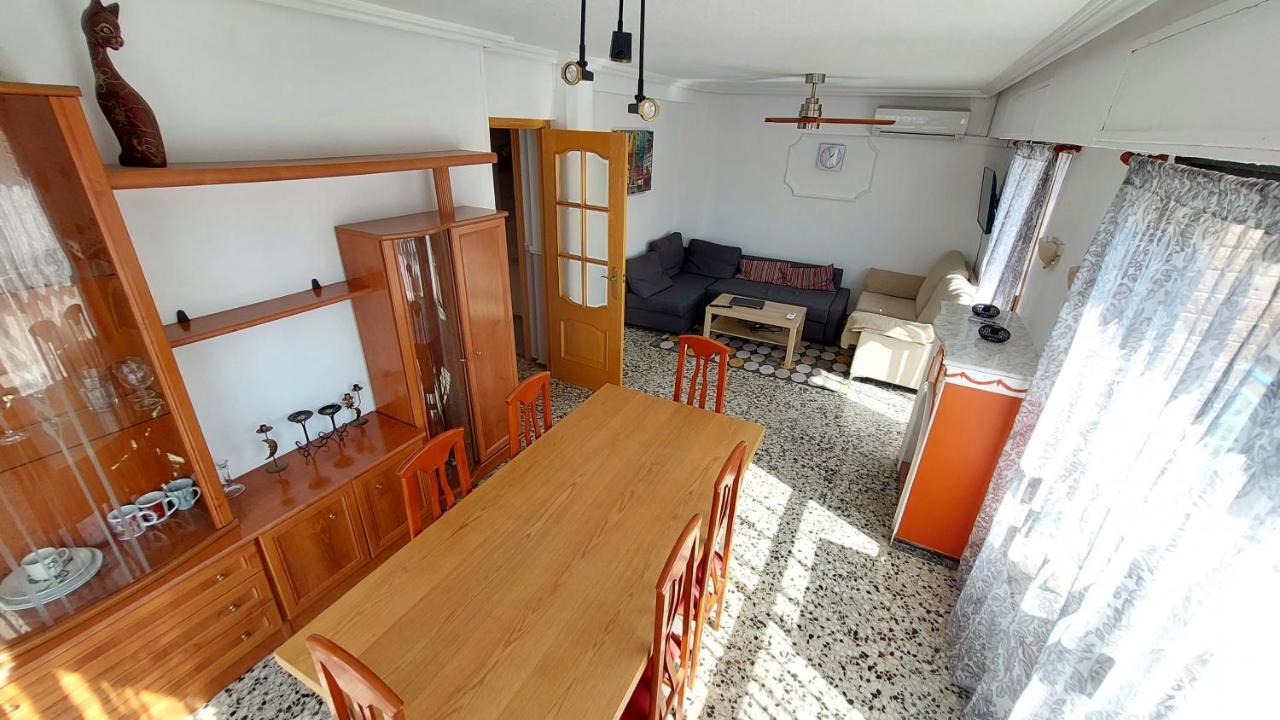 Central Accommodation Alicante Exterior photo