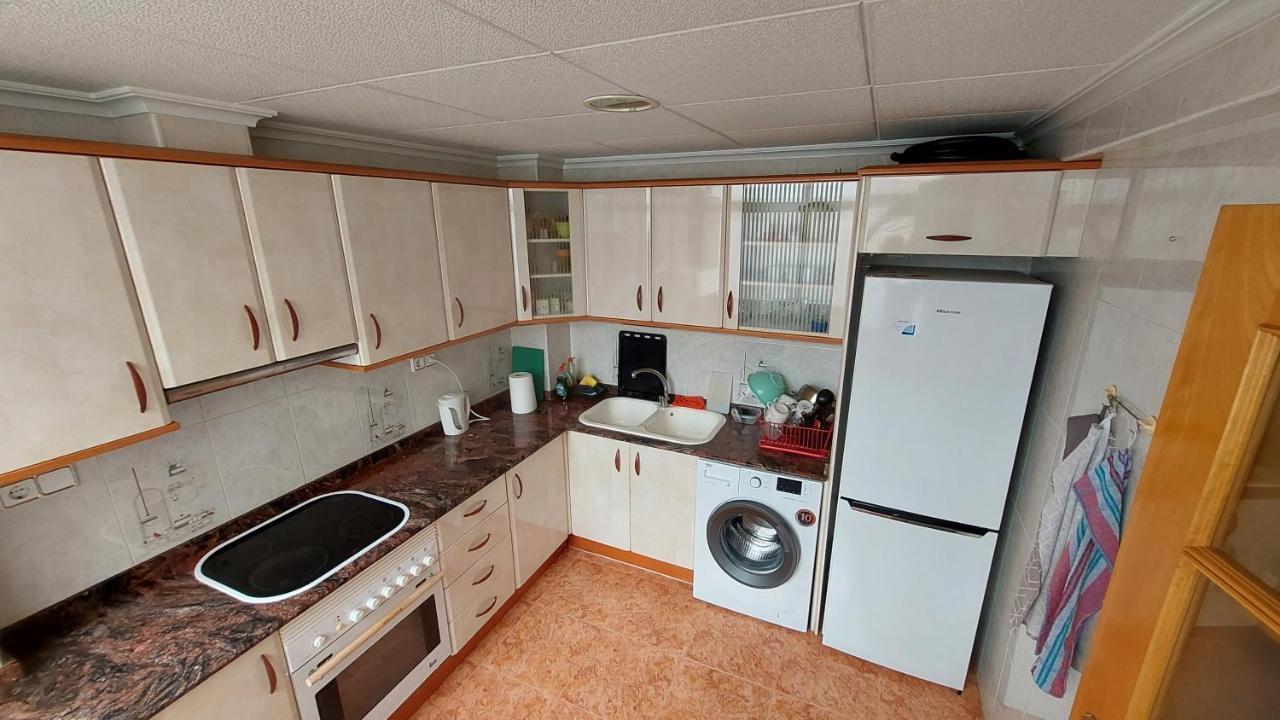 Central Accommodation Alicante Exterior photo