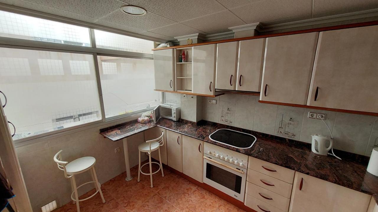 Central Accommodation Alicante Exterior photo